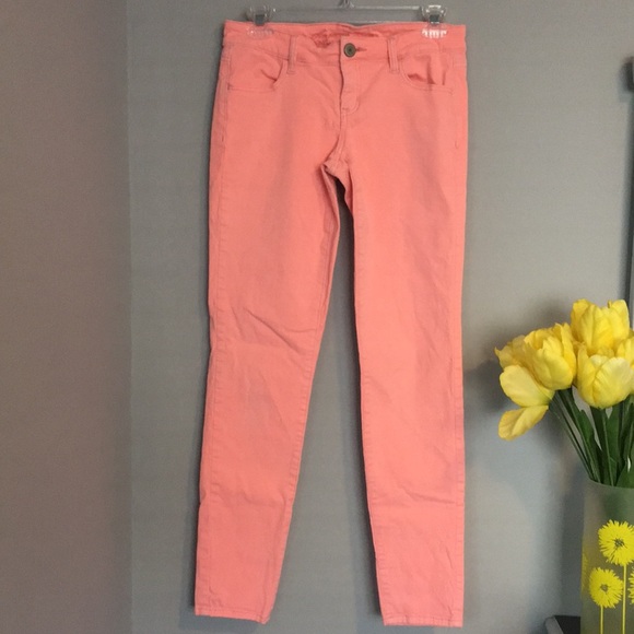 American Eagle Outfitters Denim - American Eagle Peach Skinny Jeggings -Regular